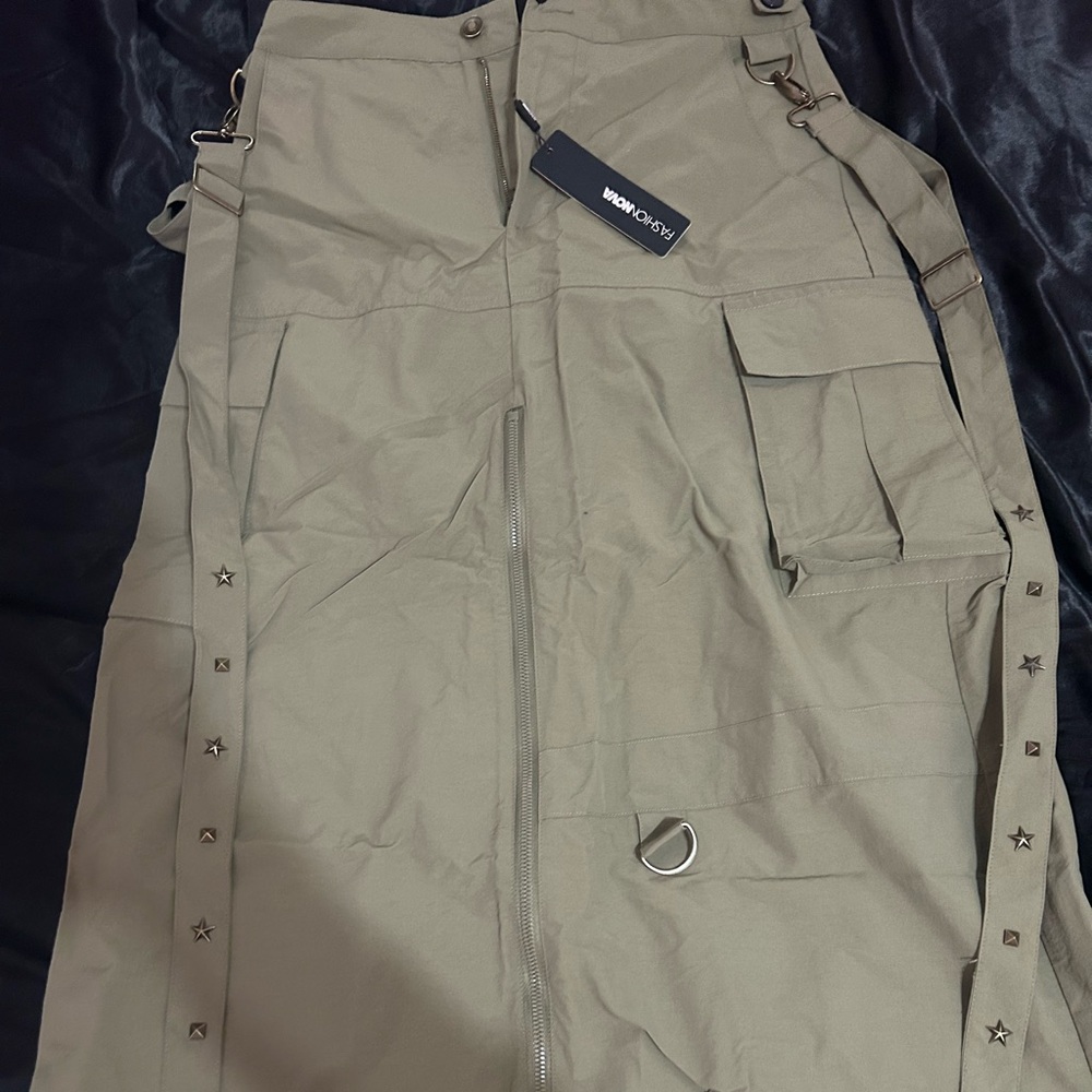 FashionNova Green Utility Maxi Skirt